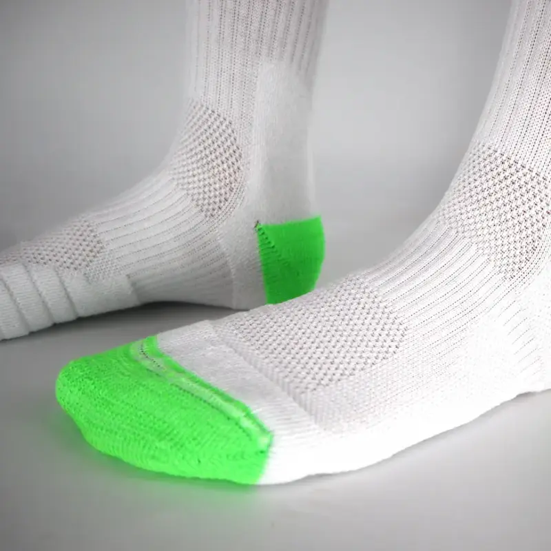 Chaussettes basket up time blanc-vert 3 Chaussettes basket up time blanc-vert 3 — B.EASE