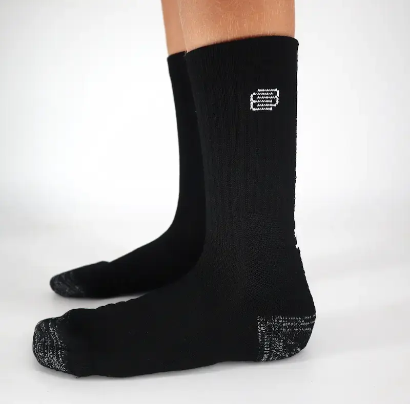 Chaussettes basket up time noir-blanc 2 — B.EASE