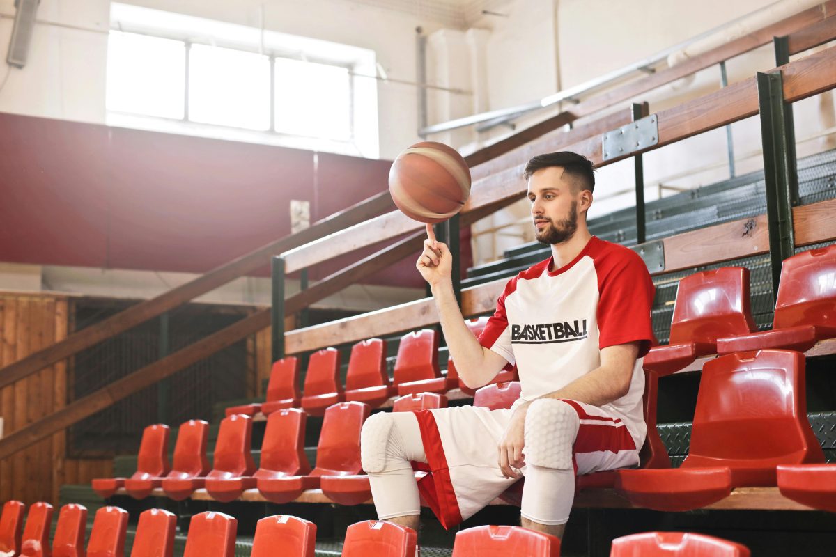 Comment les accessoires basketball peuvent-ils influencer votre technique de jeu ?