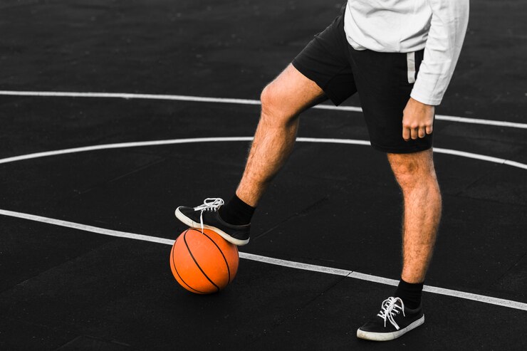 Pourquoi la coupe des shorts basket influe-t-elle sur votre mobilité pendant les matchs ?