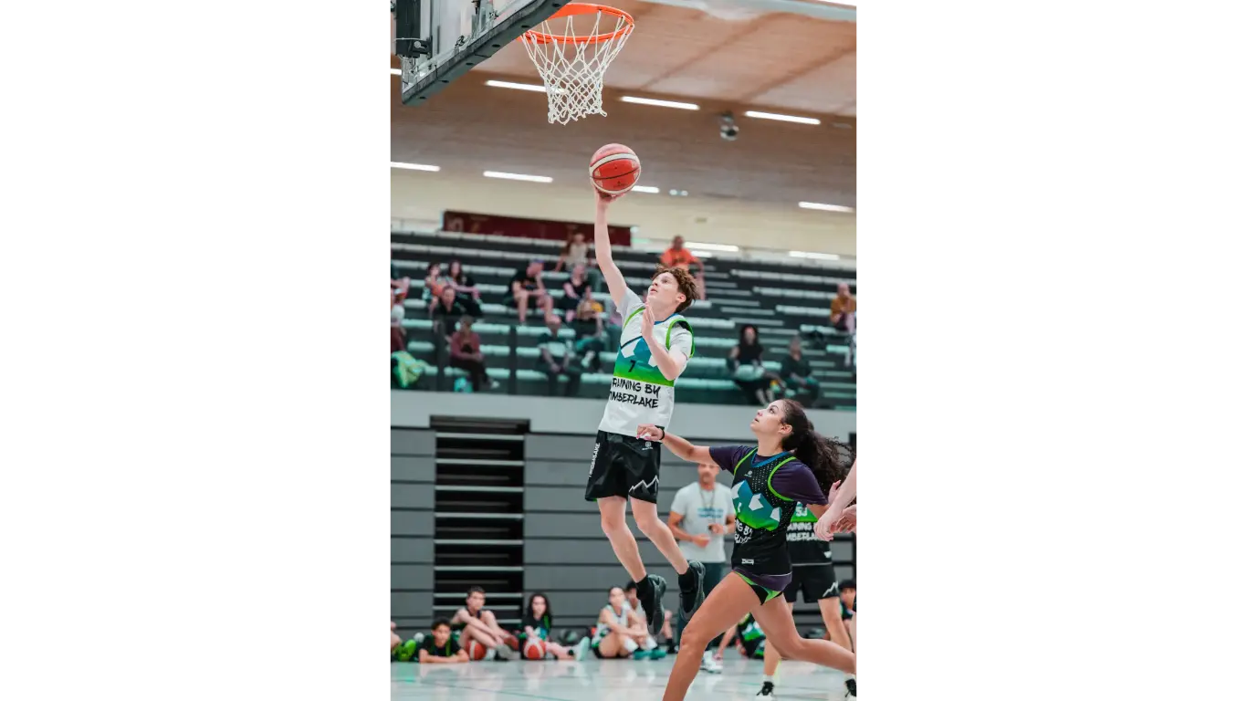 Équipe basketball équipée B.EASE