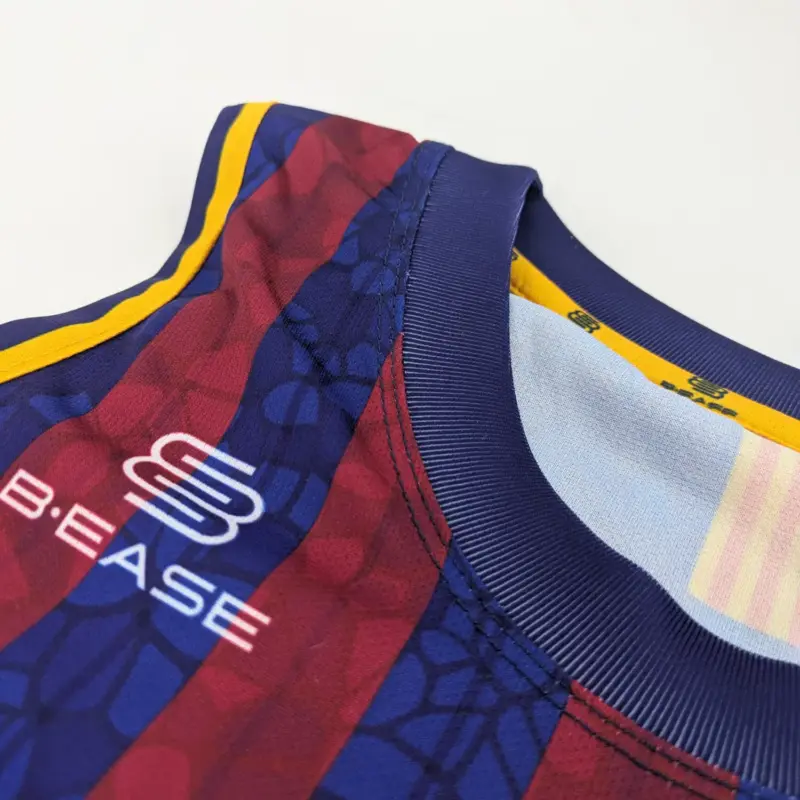 maillot détaile barcelone basket manche maillot détaile barcelone basket manche — B.EASE